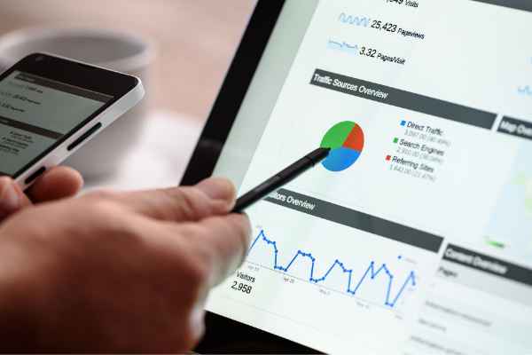 Off-site website optimisation including link building